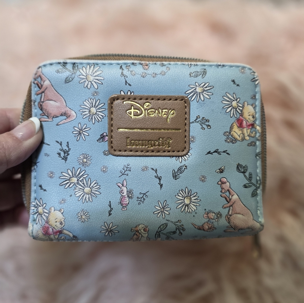 Disney x Loungefly Winnie the Pooh Floral Sketch Daisies Zip Wallet - Light Blue